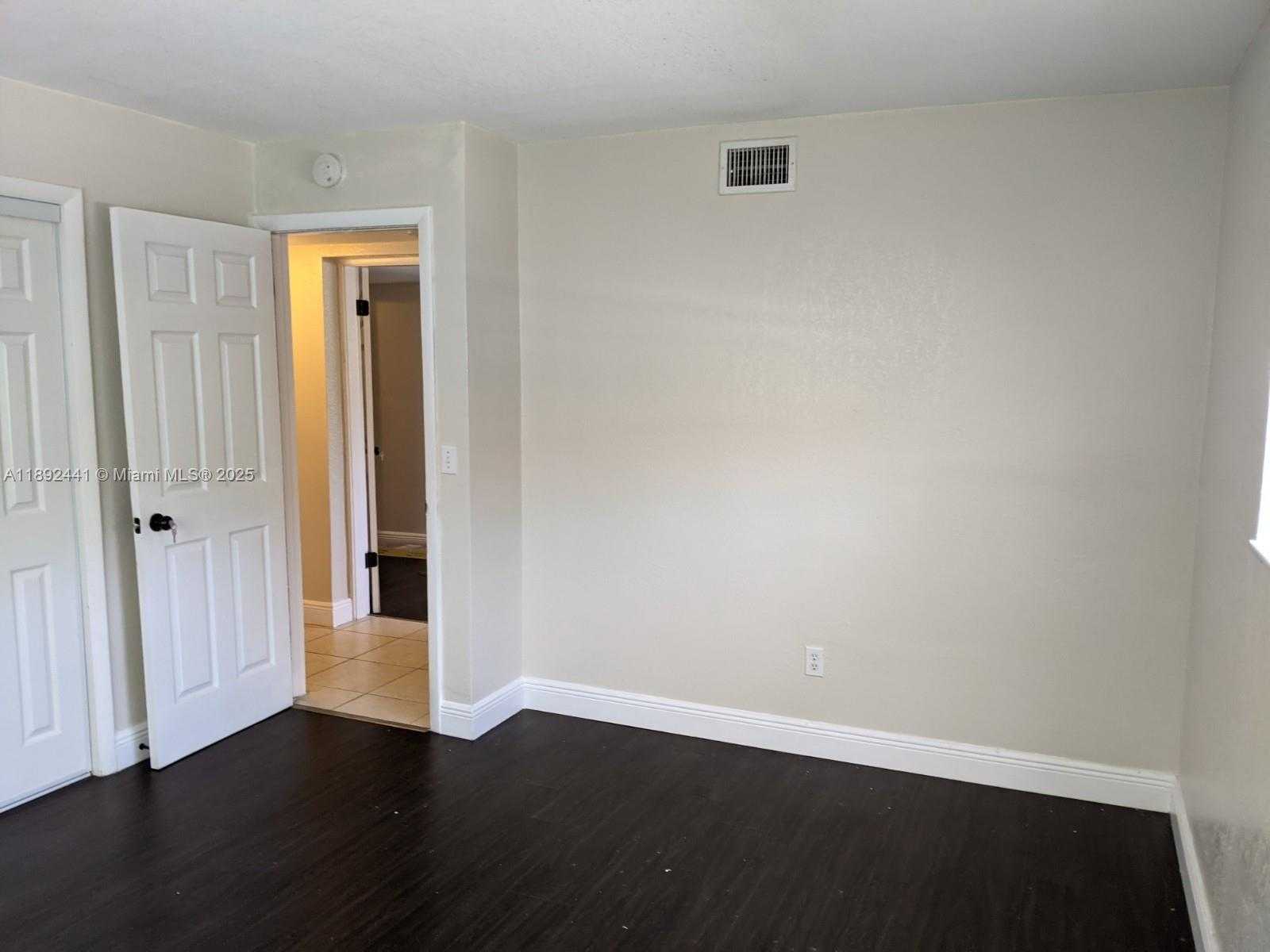 Small Image of 3609 SOUTH LE JEUNE RD, Coral Gables Number 41