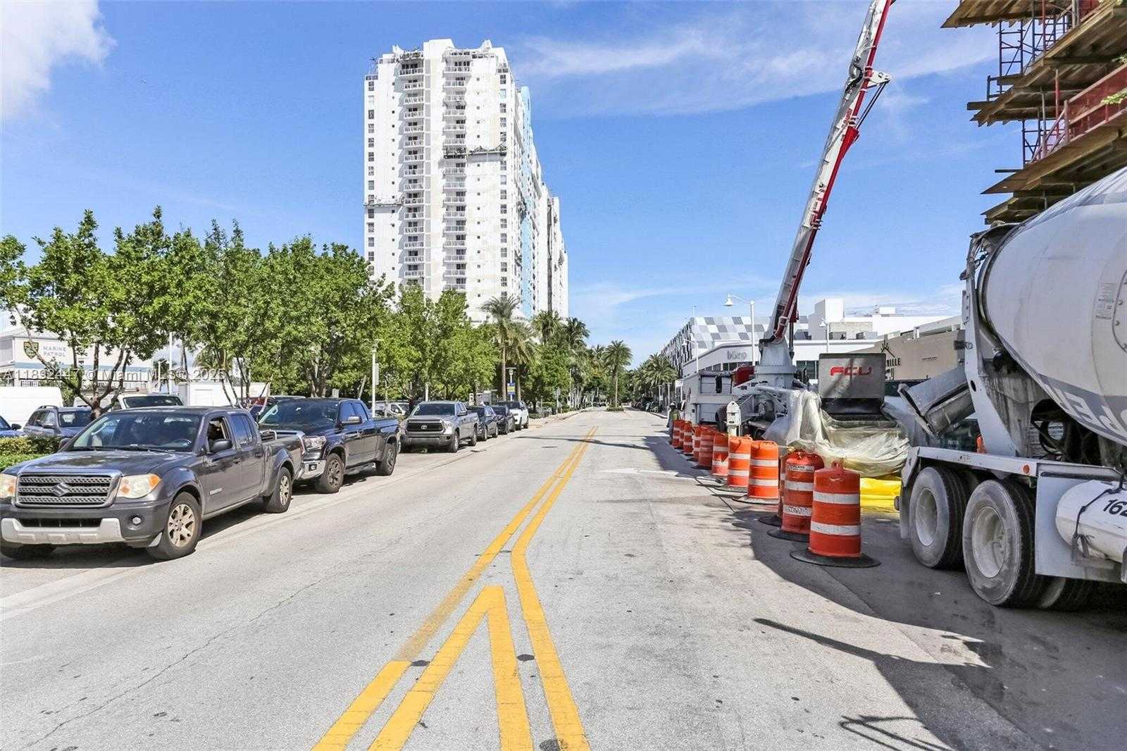 Small Image of 1800 SUNSET HARBOUR DR #6, Miami Beach Number 5