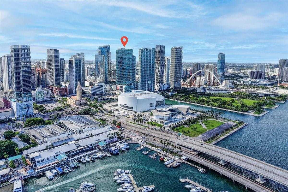 Small Image of 888 BISCAYNE BLVD #5704, Miami Number 62