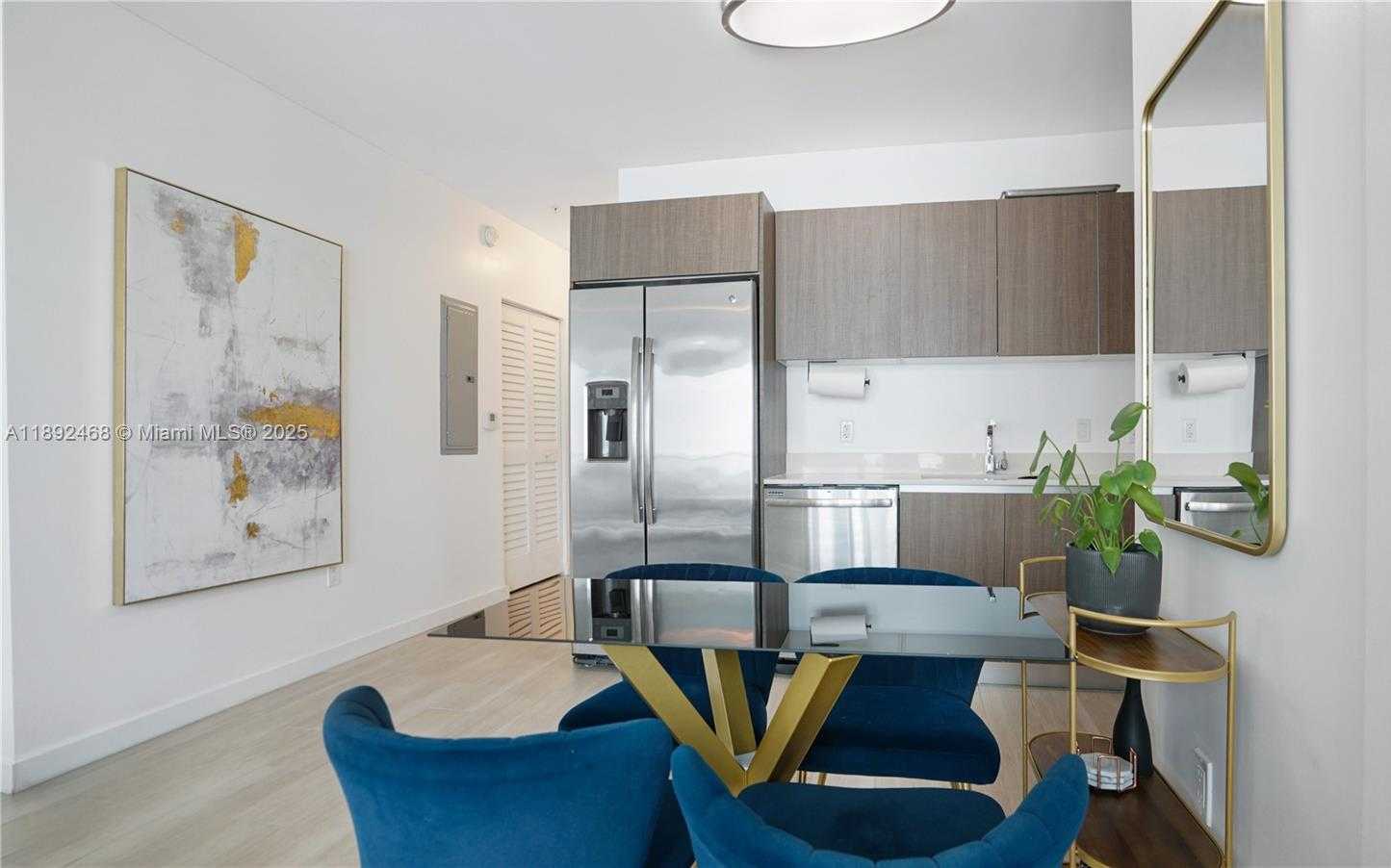 Small Image of 1600 SOUTH WEST 1ST AVE #810, Miami Number 3