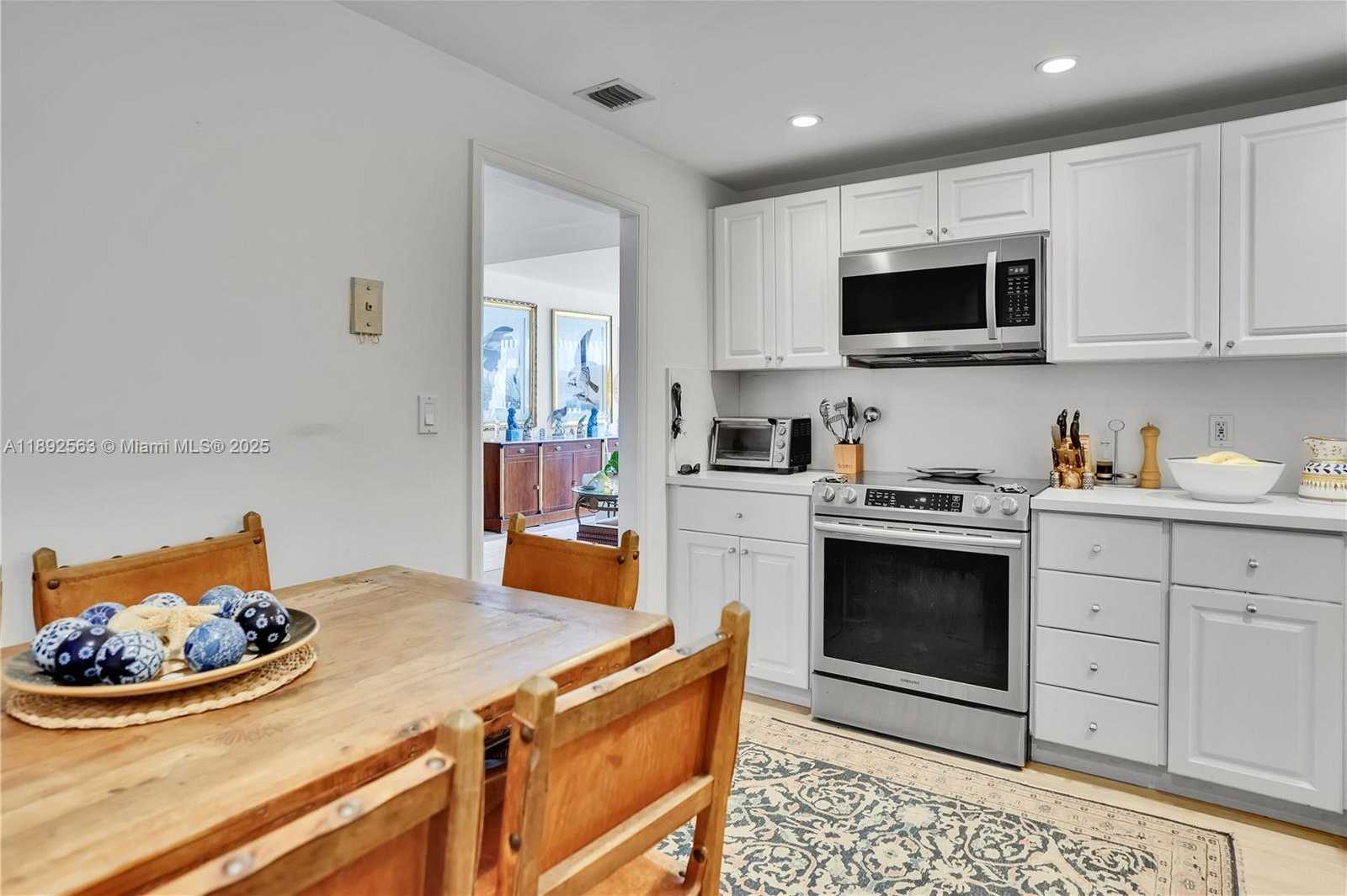 Small Image of 3 GROVE ISLE DR #C708, Miami Number 5