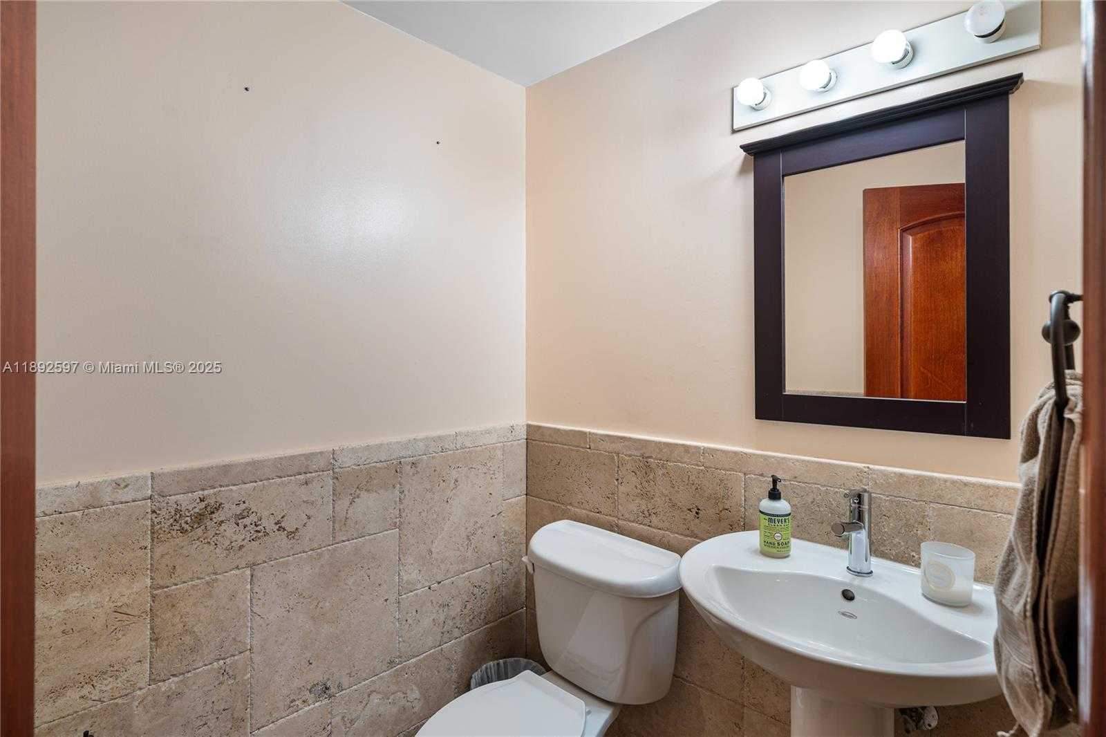 Small Image of 601 NORTH EAST 36TH ST #2908, Miami Number 11