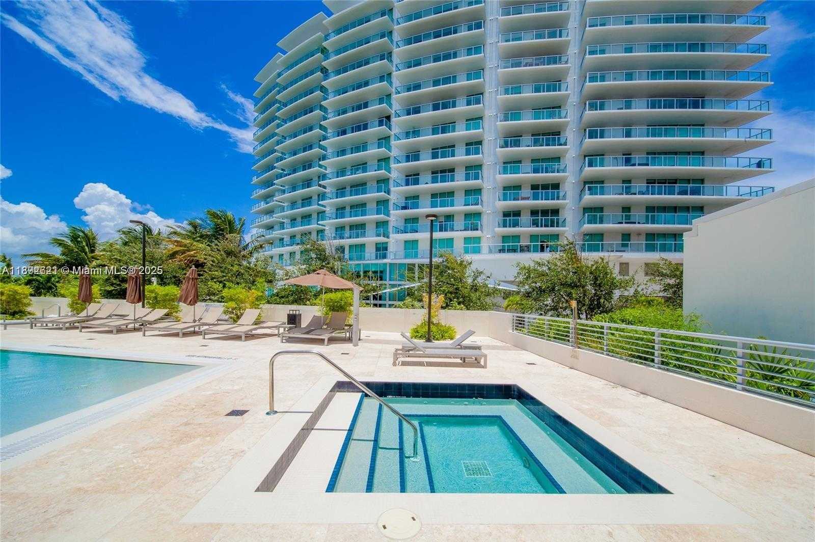 Small Image of 6620 INDIAN CREEK DR #605, Miami Beach Number 26