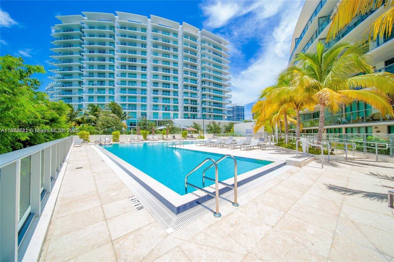 Small Image of 6620 INDIAN CREEK DR #605, Miami Beach Number 27