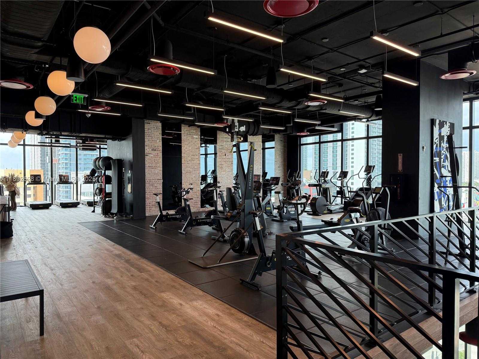 Small Image of 398 NORTH EAST 5TH #2016, Miami Number 14