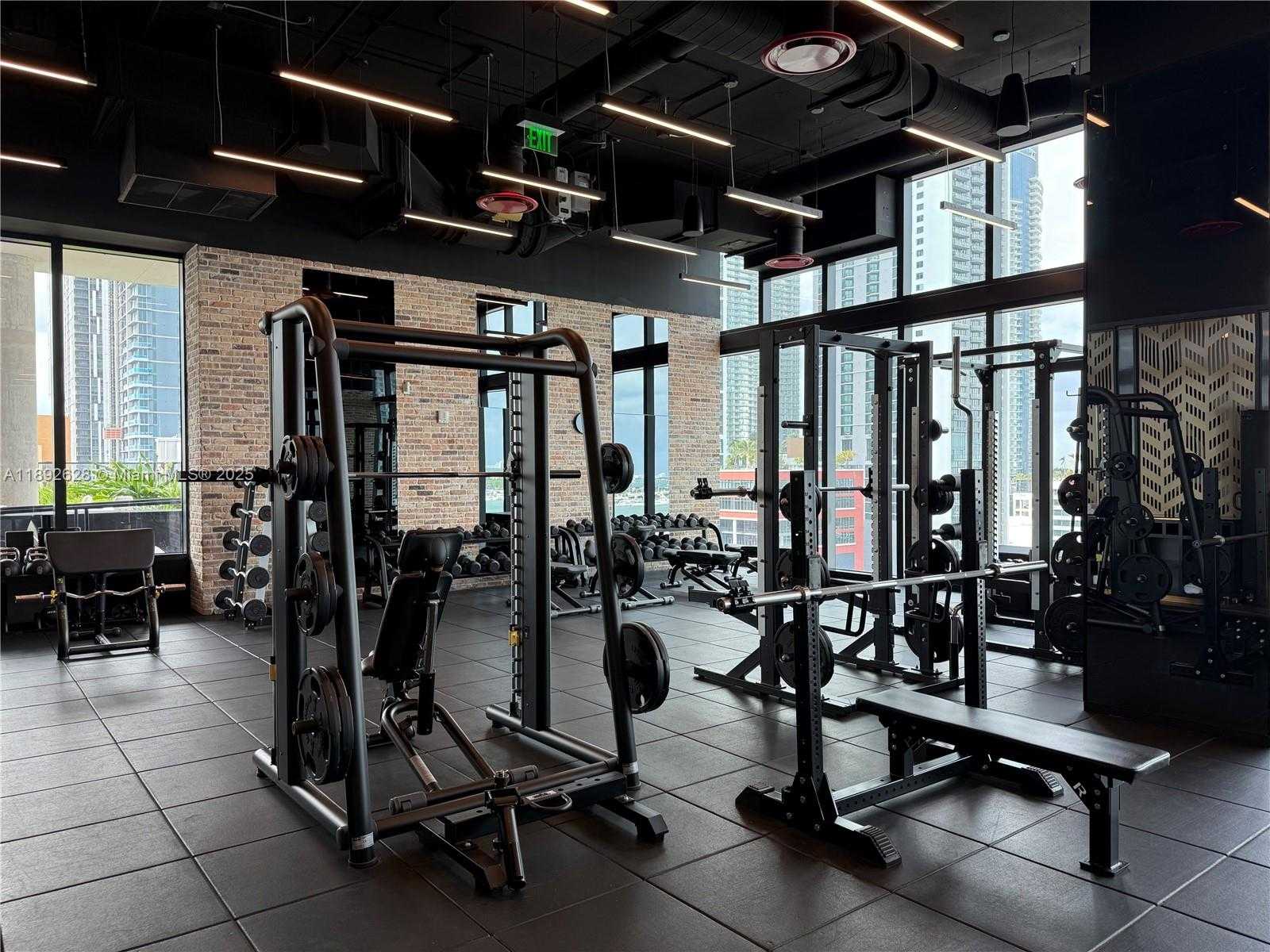 Small Image of 398 NORTH EAST 5TH #2016, Miami Number 17