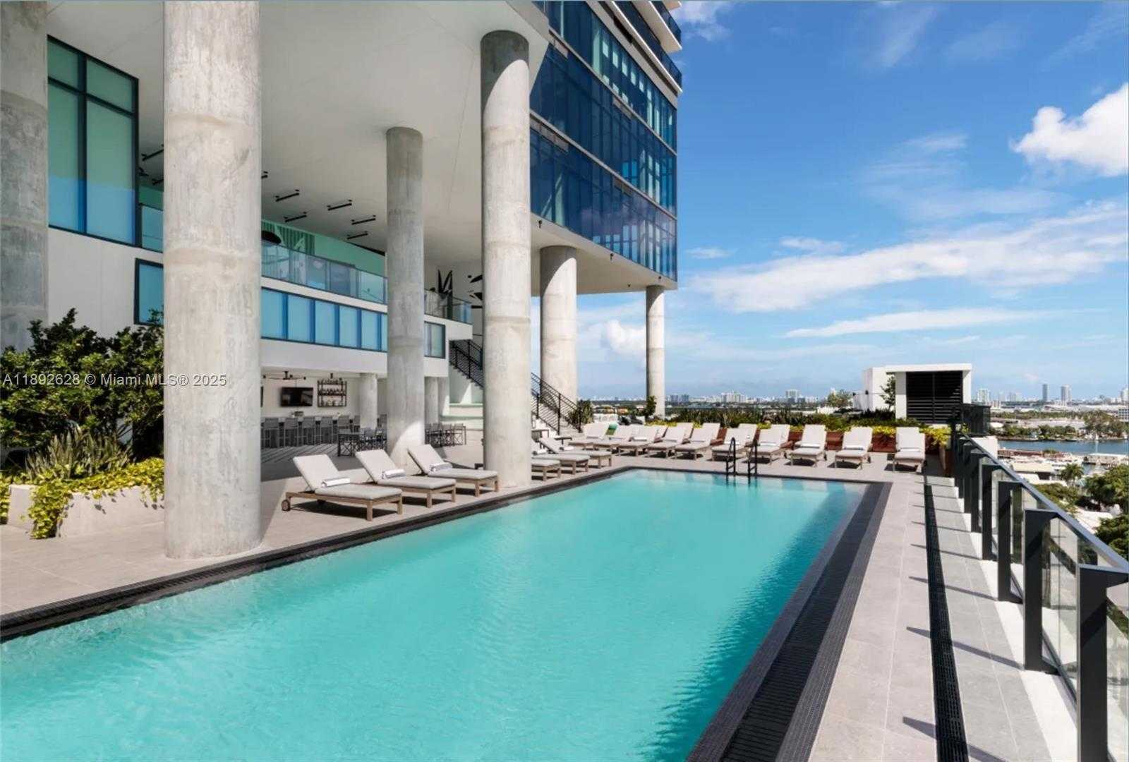 Small Image of 398 NORTH EAST 5TH #2016, Miami Number 19