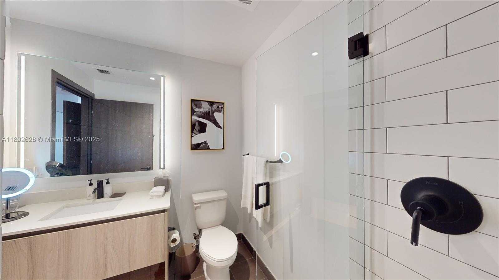 Small Image of 398 NORTH EAST 5TH #2016, Miami Number 5