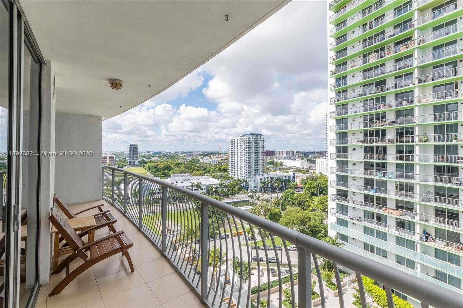 Small Image of 1750 NORTH BAYSHORE DR #1809, Miami Number 3