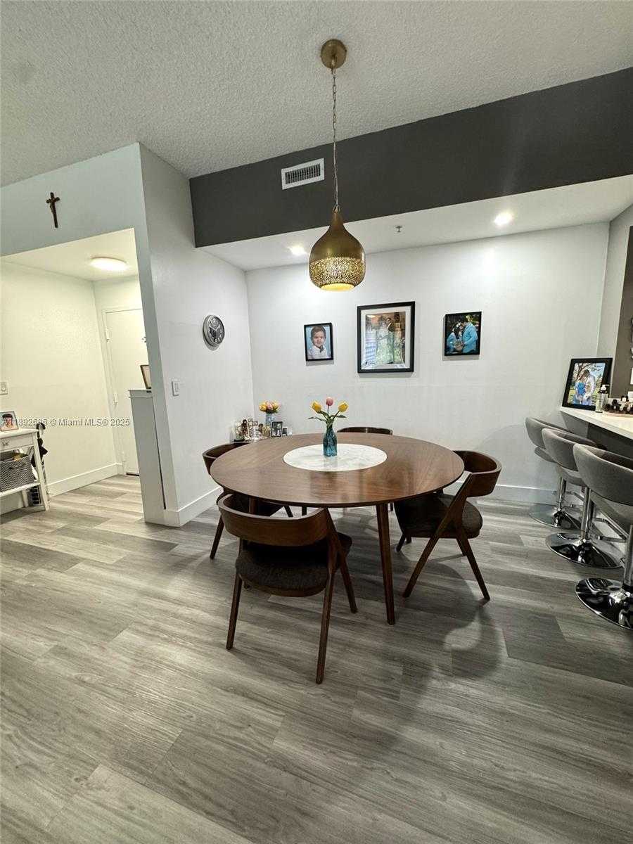 Small Image of 9725 NORTH WEST 52ND ST #114, Doral Number 7