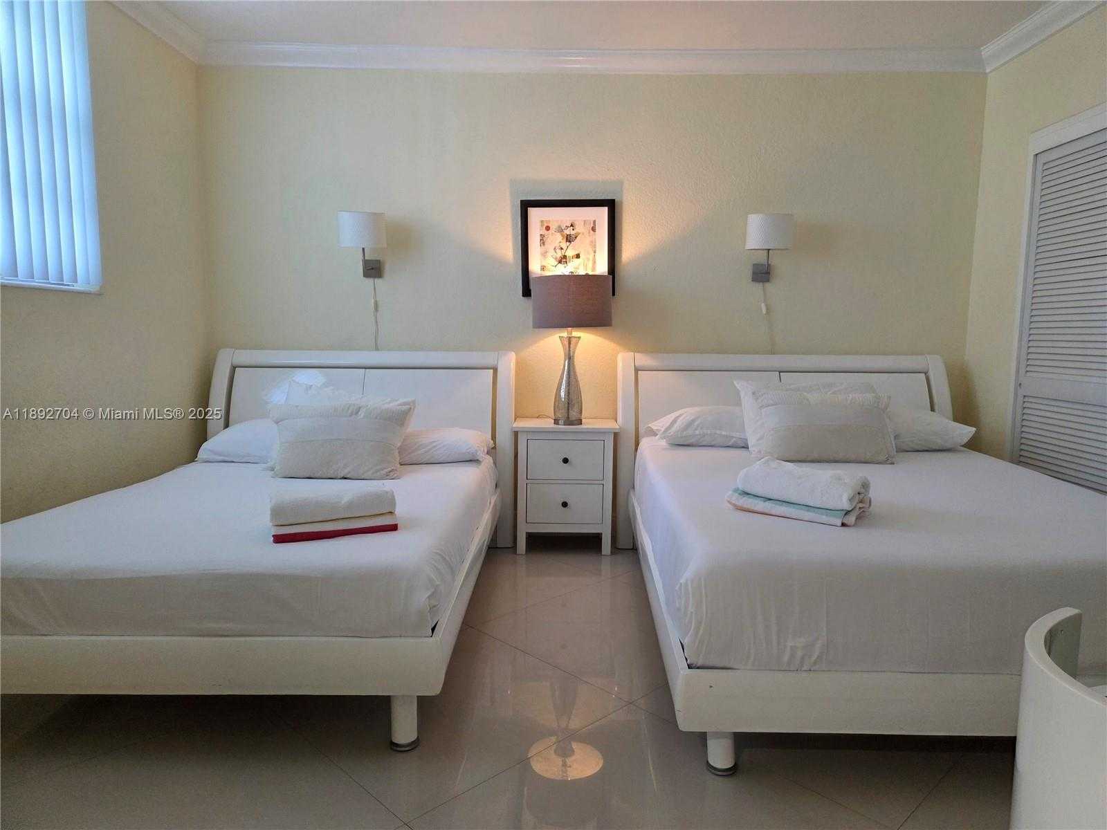 Small Image of 3901 SOUTH OCEAN DR #8S, Hollywood Number 10