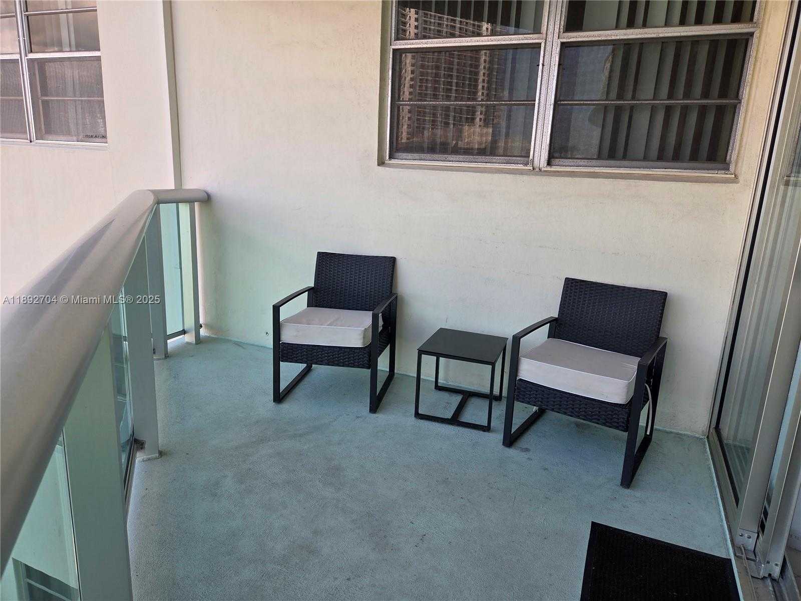 Small Image of 3901 SOUTH OCEAN DR #8S, Hollywood Number 14