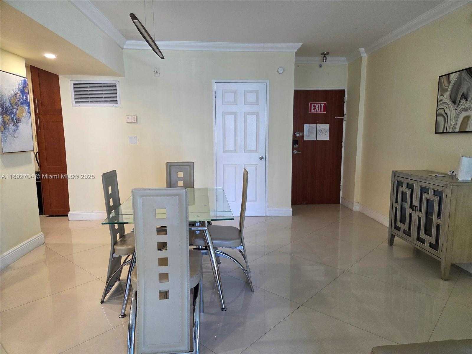 Small Image of 3901 SOUTH OCEAN DR #8S, Hollywood Number 5
