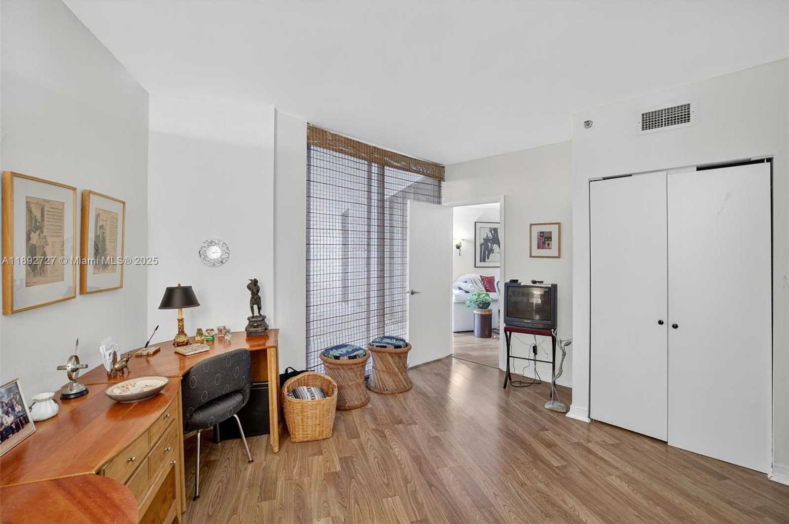 Small Image of 20281 EAST COUNTRY CLUB DR #210, Aventura Number 39