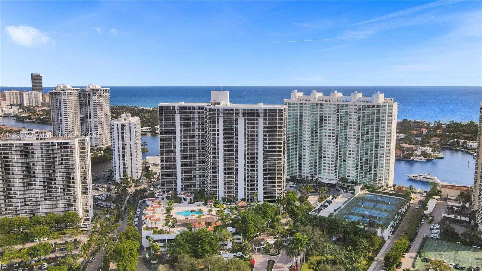 Small Image of 20281 EAST COUNTRY CLUB DR #210, Aventura Number 55