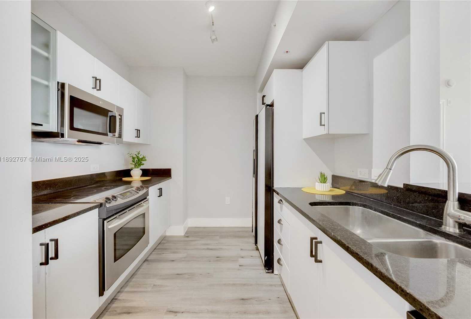 Small Image of 2775 NORTH EAST 187TH ST #309, Aventura Number 3