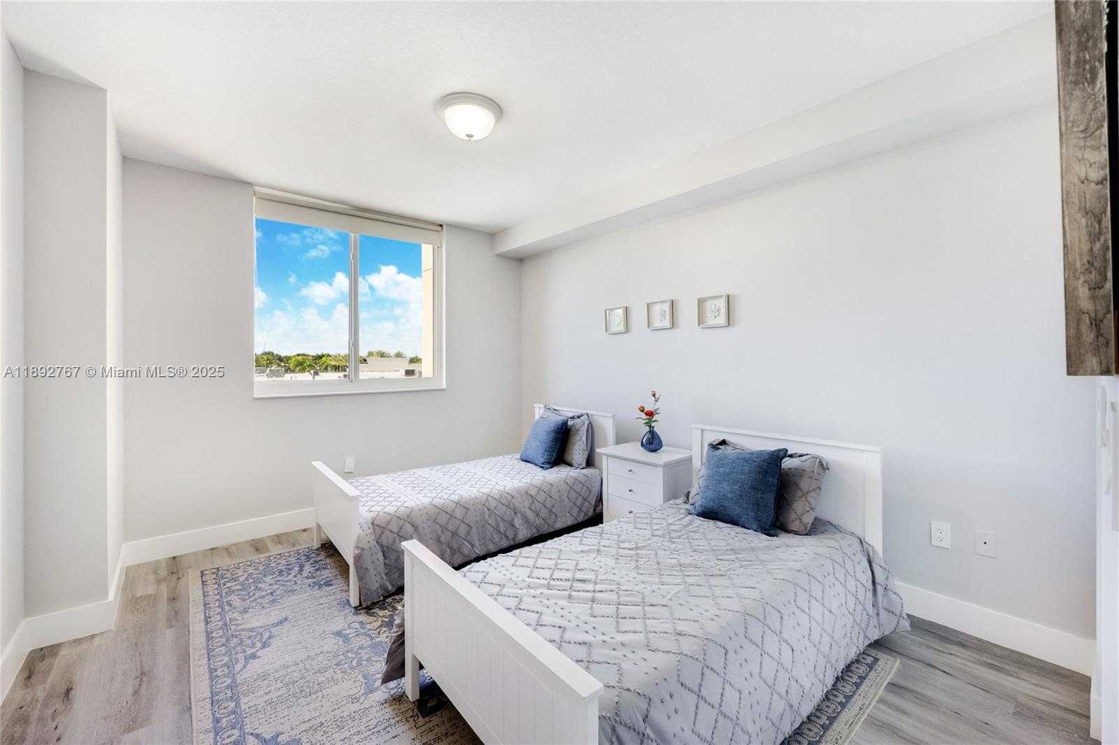 Small Image of 2775 NORTH EAST 187TH ST #309, Aventura Number 9