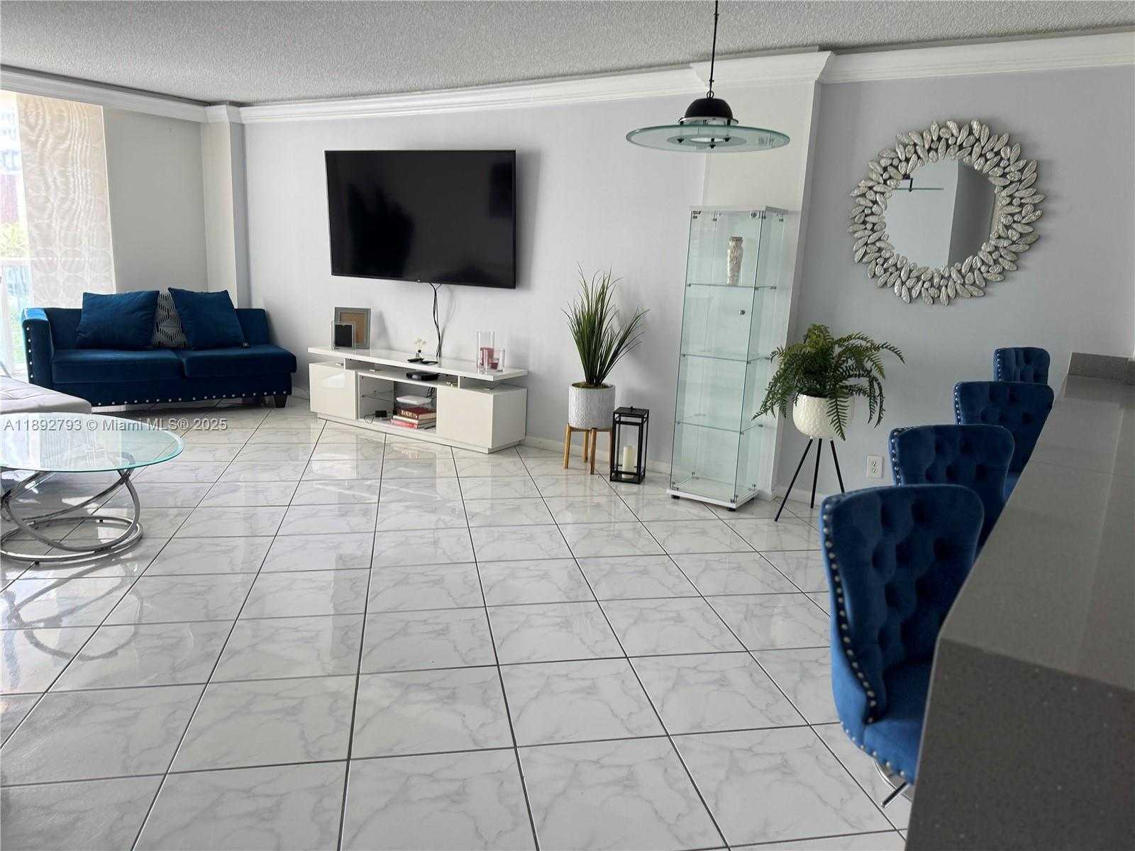 Small Image of 3800 SOUTH OCEAN DR #410, Hollywood Number 4
