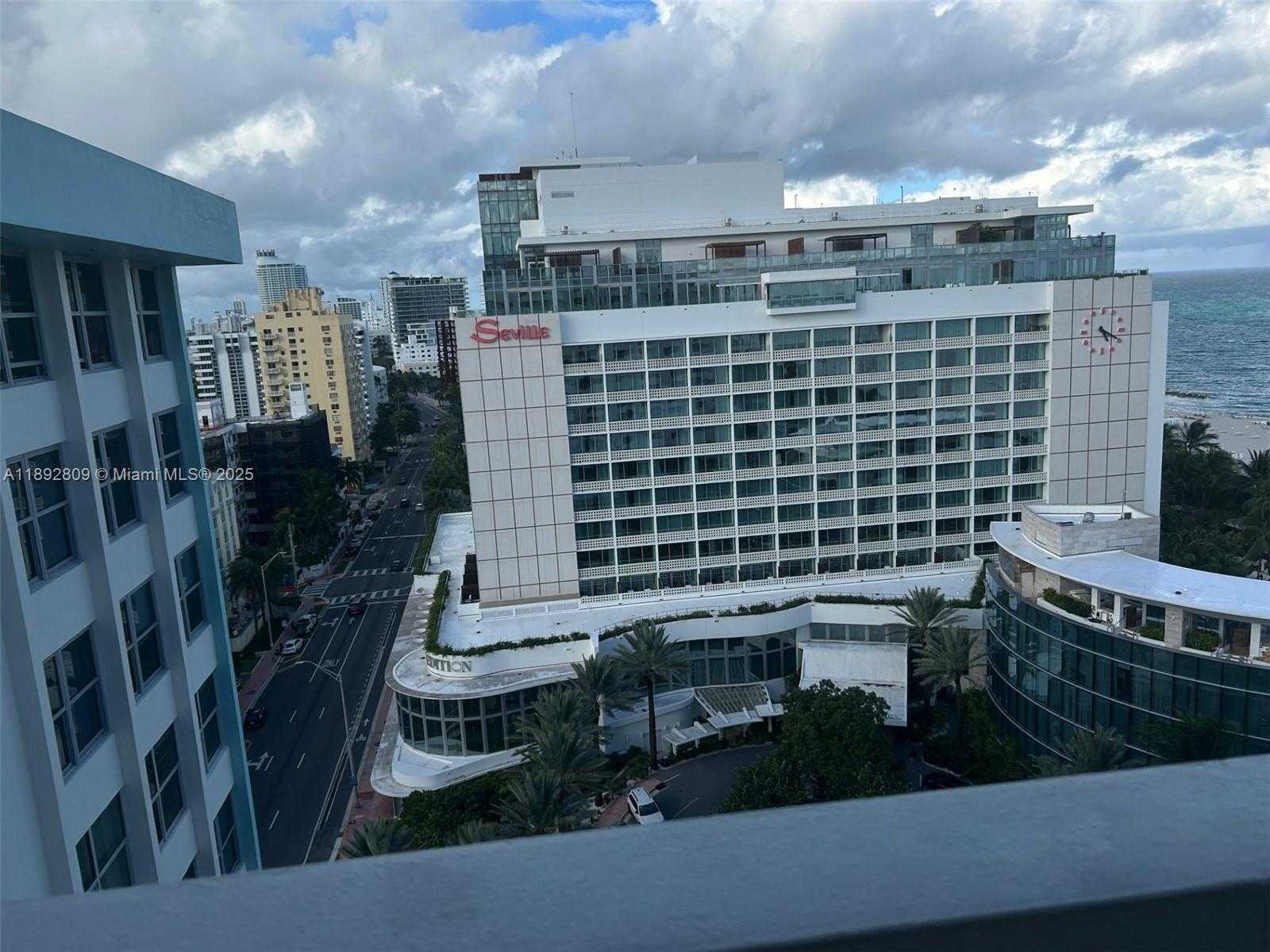 Small Image of 2899 COLLINS AVE #1715, Miami Beach Number 21