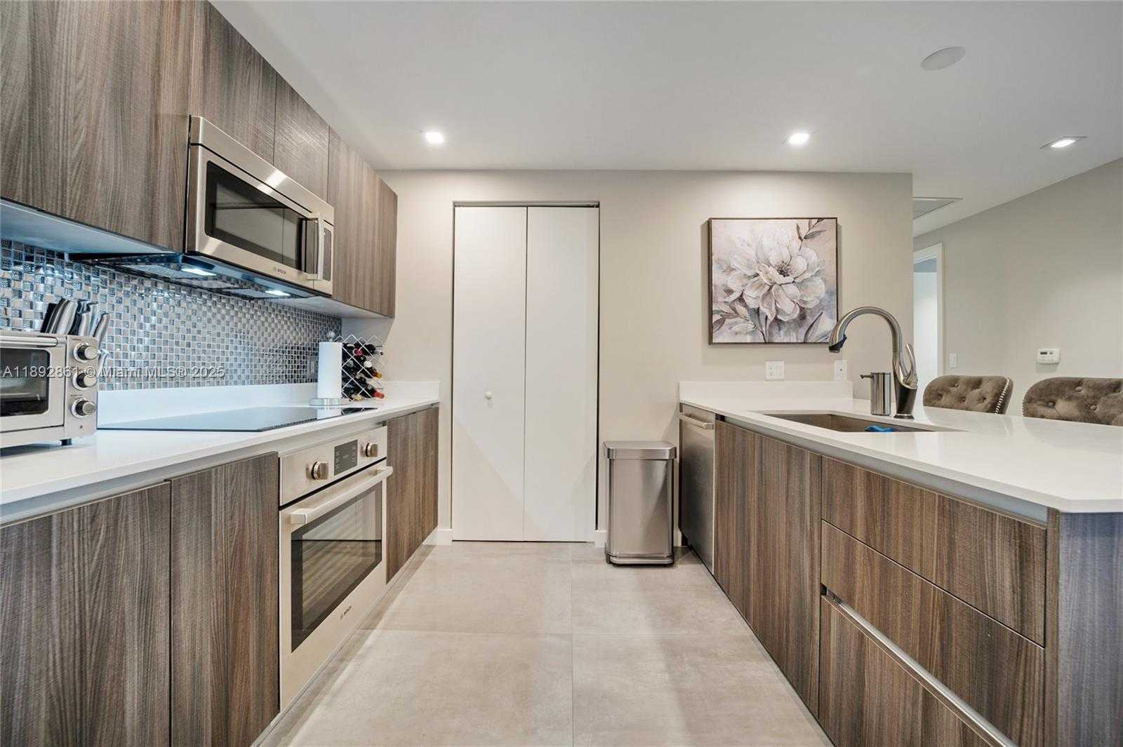 Small Image of 488 NORTH EAST 18TH ST #3210, Miami Number 10