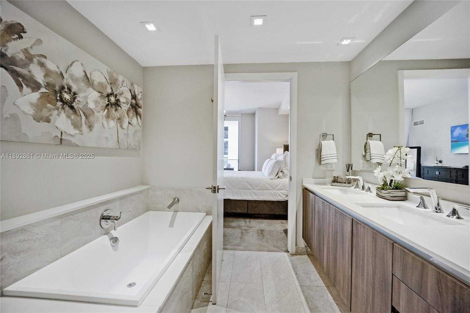 Small Image of 488 NORTH EAST 18TH ST #3210, Miami Number 12