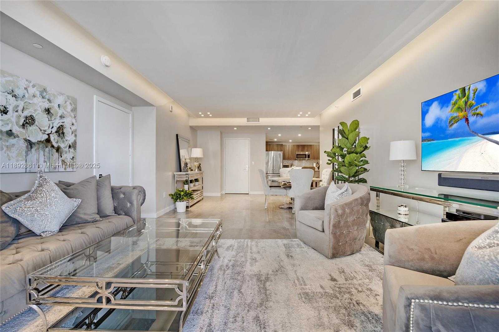 Small Image of 488 NORTH EAST 18TH ST #3210, Miami Number 7