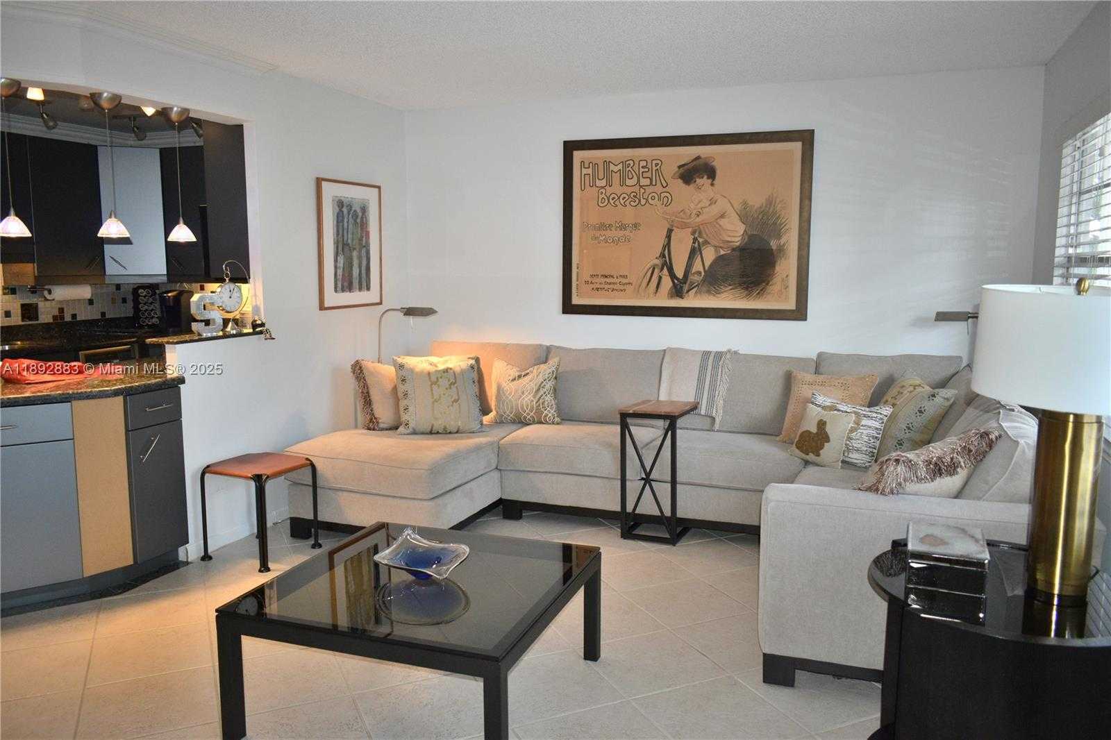 Small Image of 2011 CORNWALL #A, Boca Raton Number 2