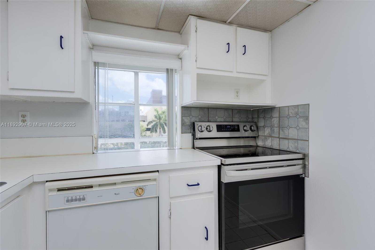 Small Image of 210 172ND ST #432, Sunny Isles Beach Number 17