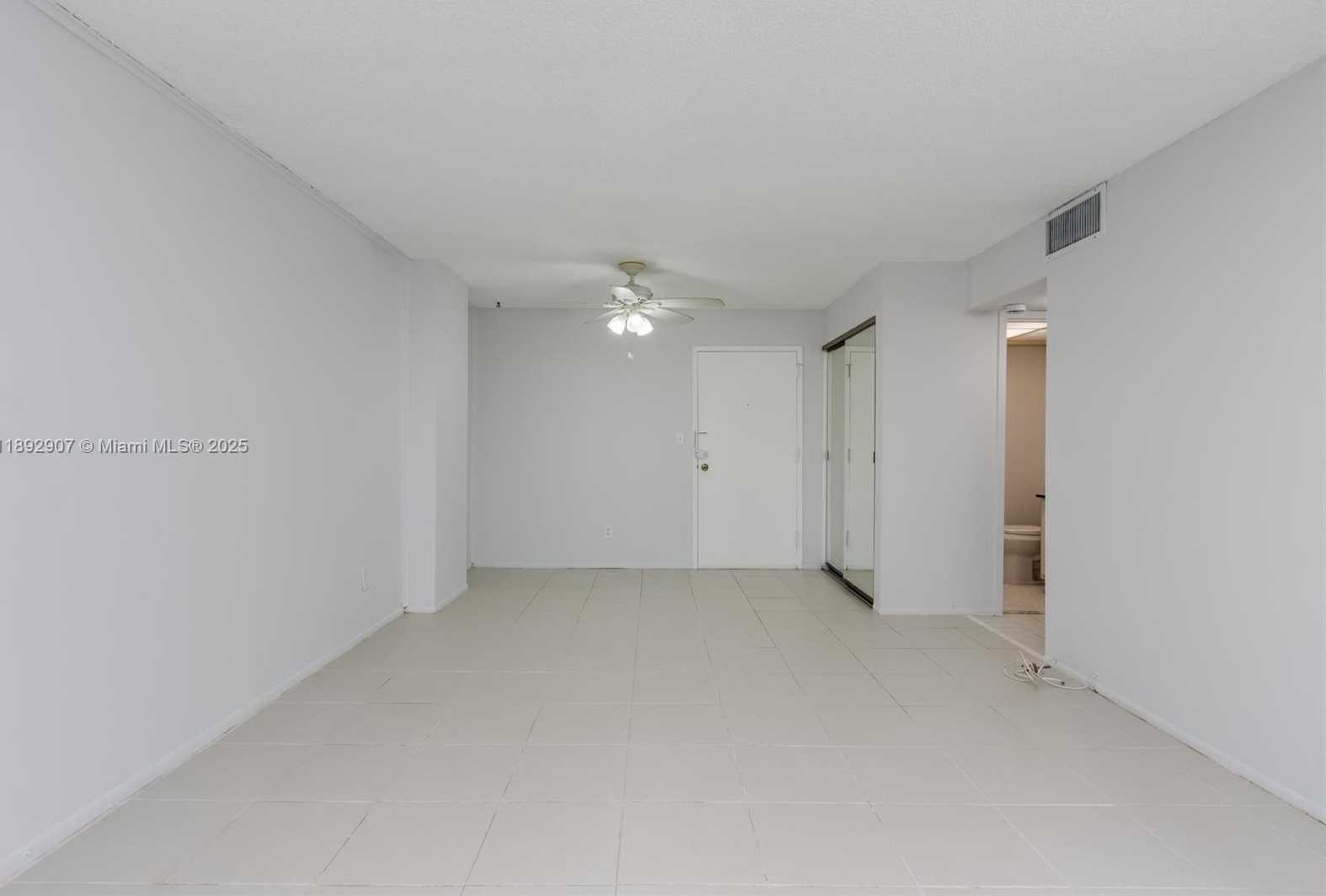 Small Image of 210 172ND ST #432, Sunny Isles Beach Number 4