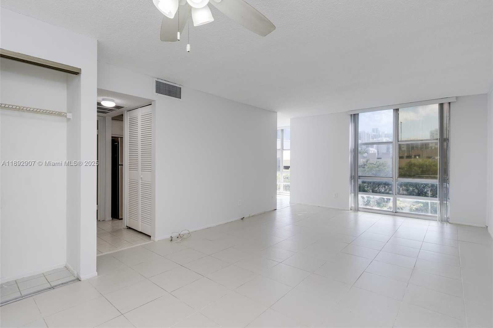 Small Image of 210 172ND ST #432, Sunny Isles Beach Number 6