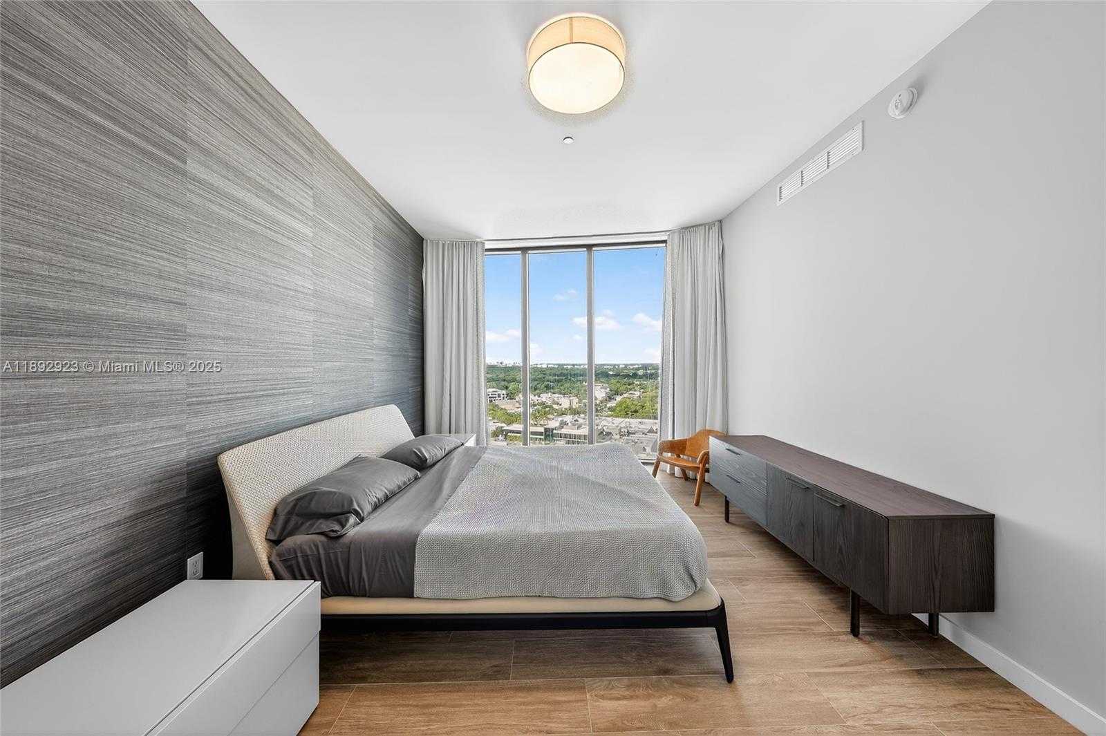 Small Image of 2831 SOUTH BAYSHORE DR #PH-8, Miami Number 17