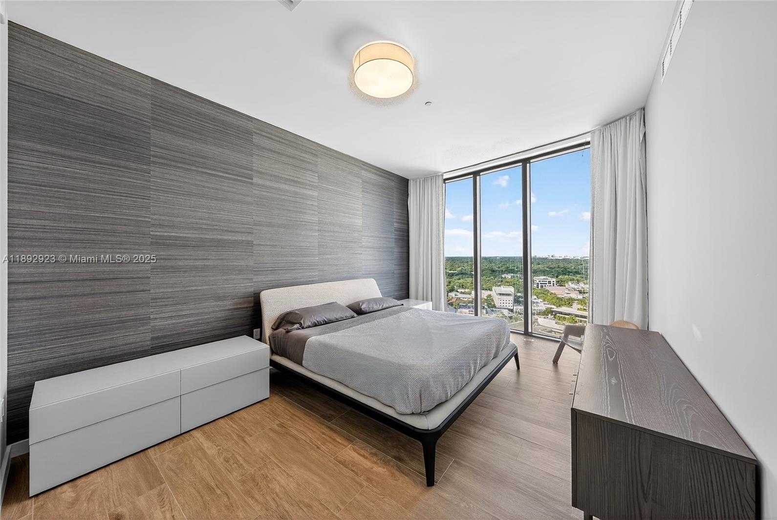 Small Image of 2831 SOUTH BAYSHORE DR #PH-8, Miami Number 18