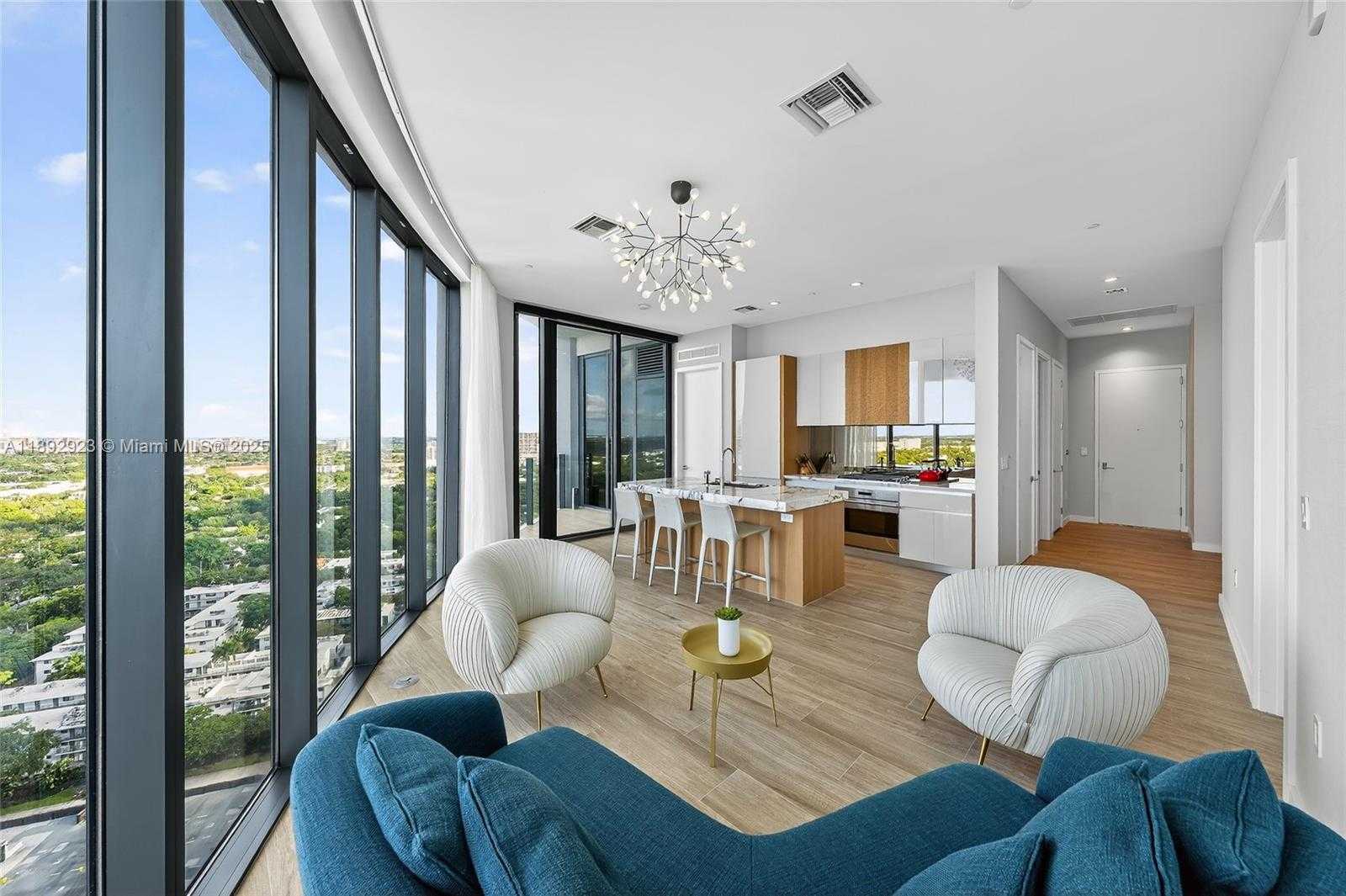 Small Image of 2831 SOUTH BAYSHORE DR #PH-8, Miami Number 3