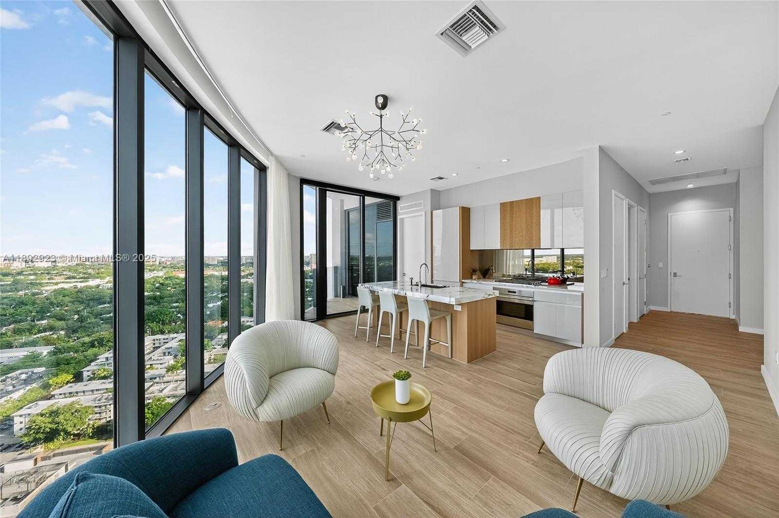 Small Image of 2831 SOUTH BAYSHORE DR #PH-8, Miami Number 4