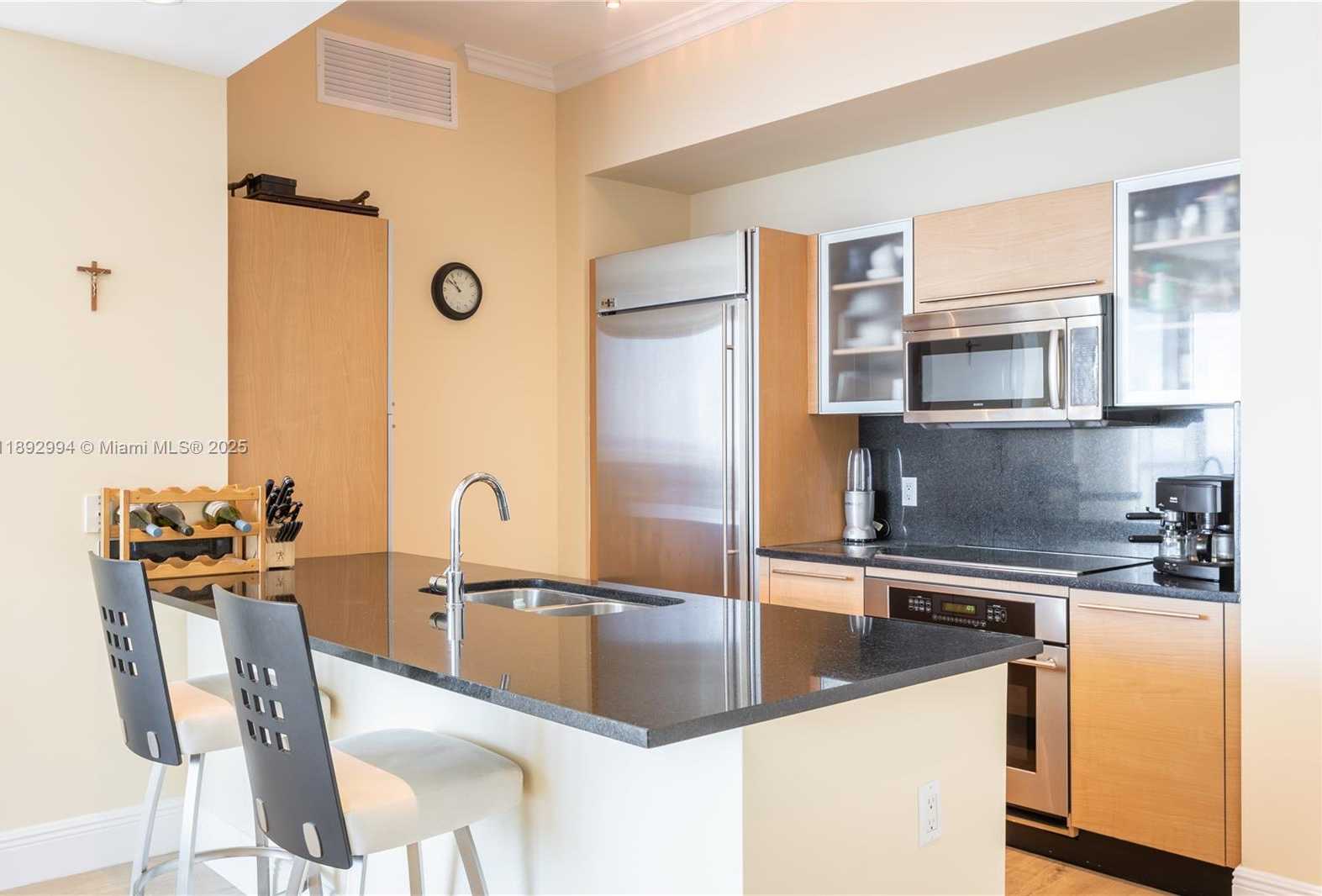 Small Image of 950 BRICKELL BAY DR #5011, Miami Number 14