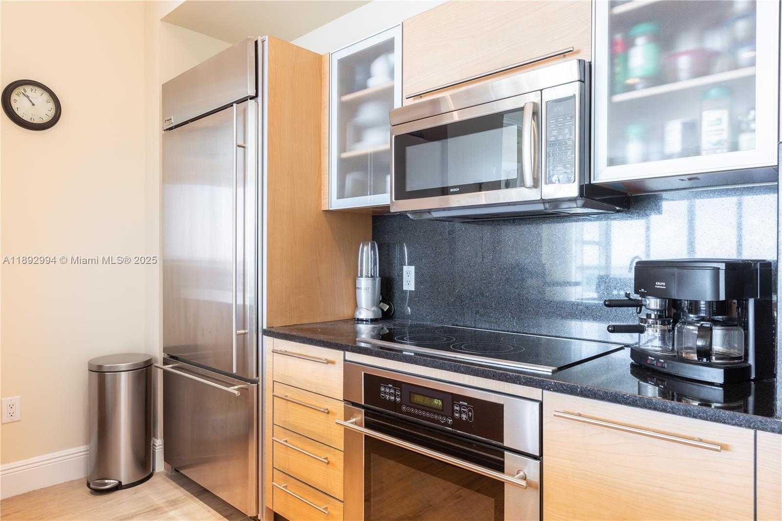 Small Image of 950 BRICKELL BAY DR #5011, Miami Number 15