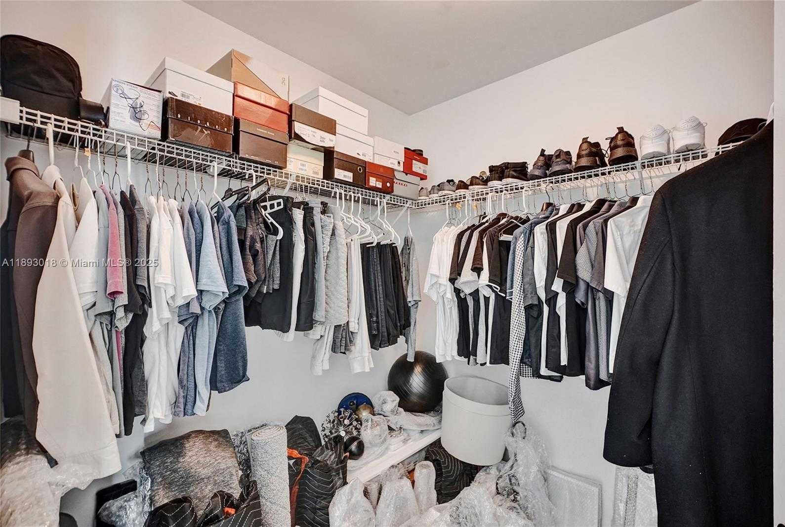 Small Image of 3301 NORTH EAST 1ST AVE #H2205, Miami Number 9