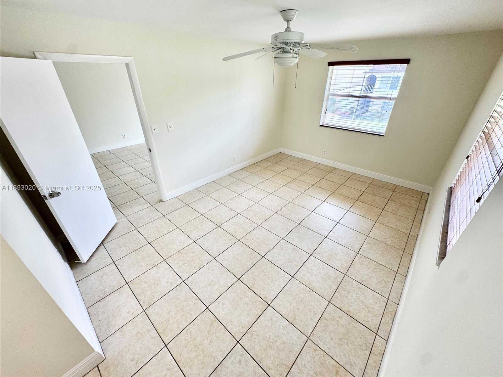 Small Image of 2800 RIVERSIDE DR #201-1, Coral Springs Number 11