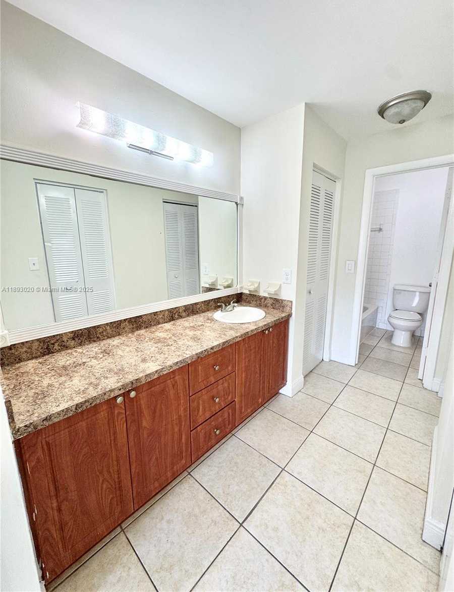 Small Image of 2800 RIVERSIDE DR #201-1, Coral Springs Number 15