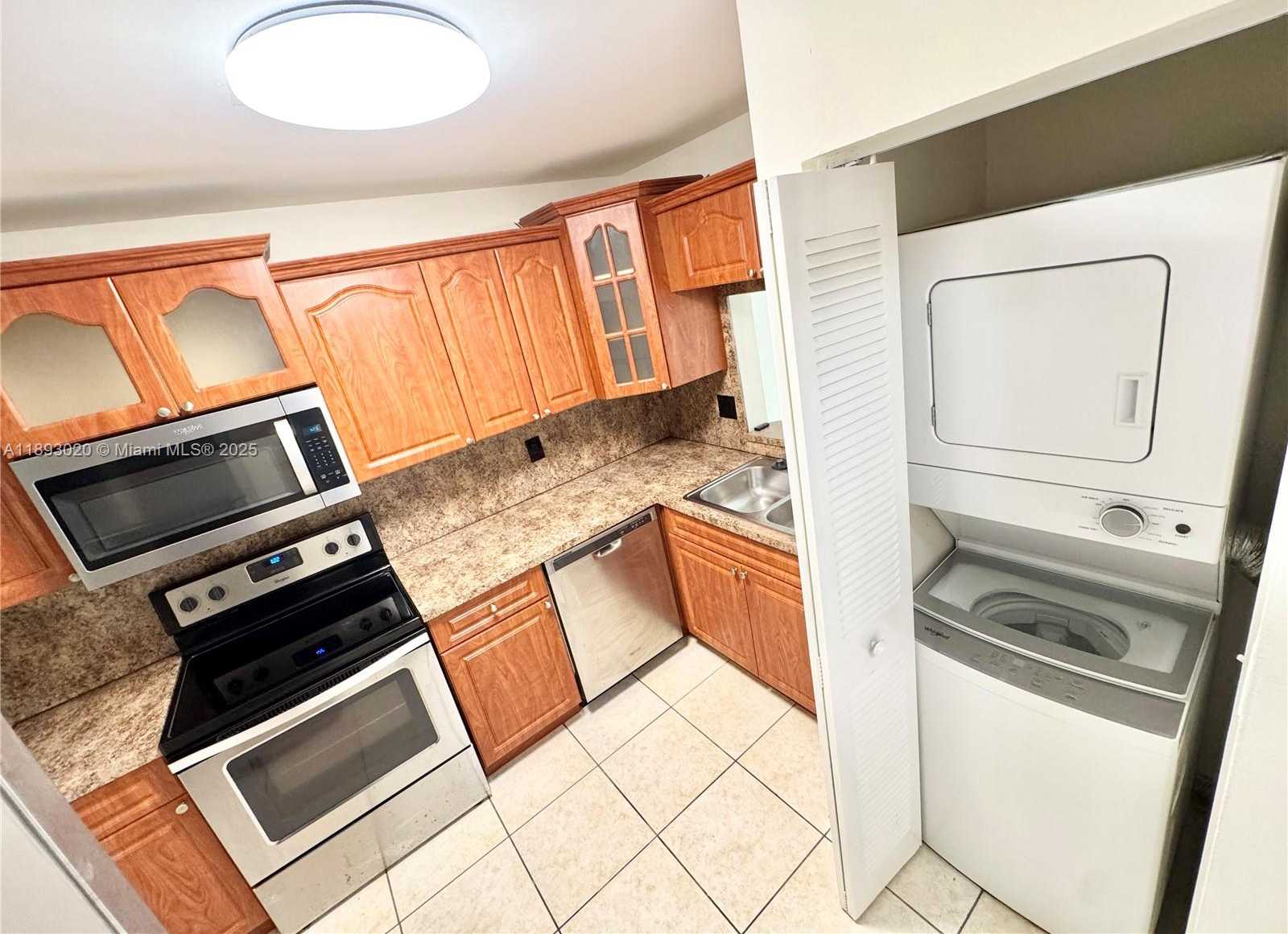 Small Image of 2800 RIVERSIDE DR #201-1, Coral Springs Number 5