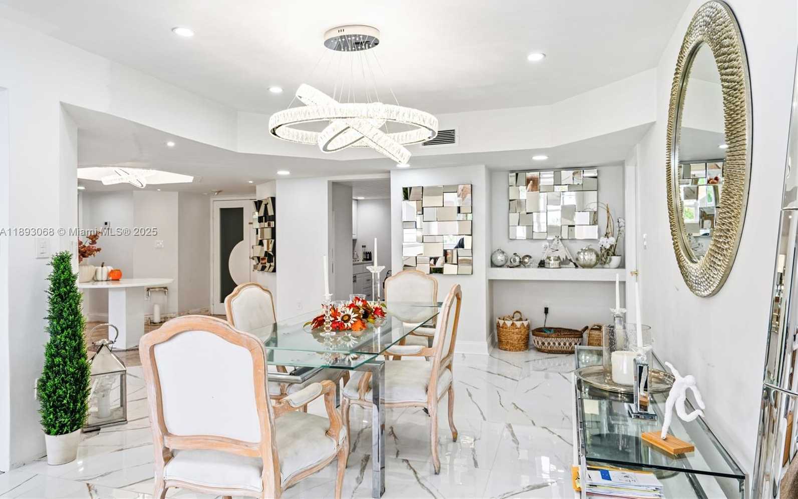 Small Image of 905 BRICKELL BAY DR #230, Miami Number 25