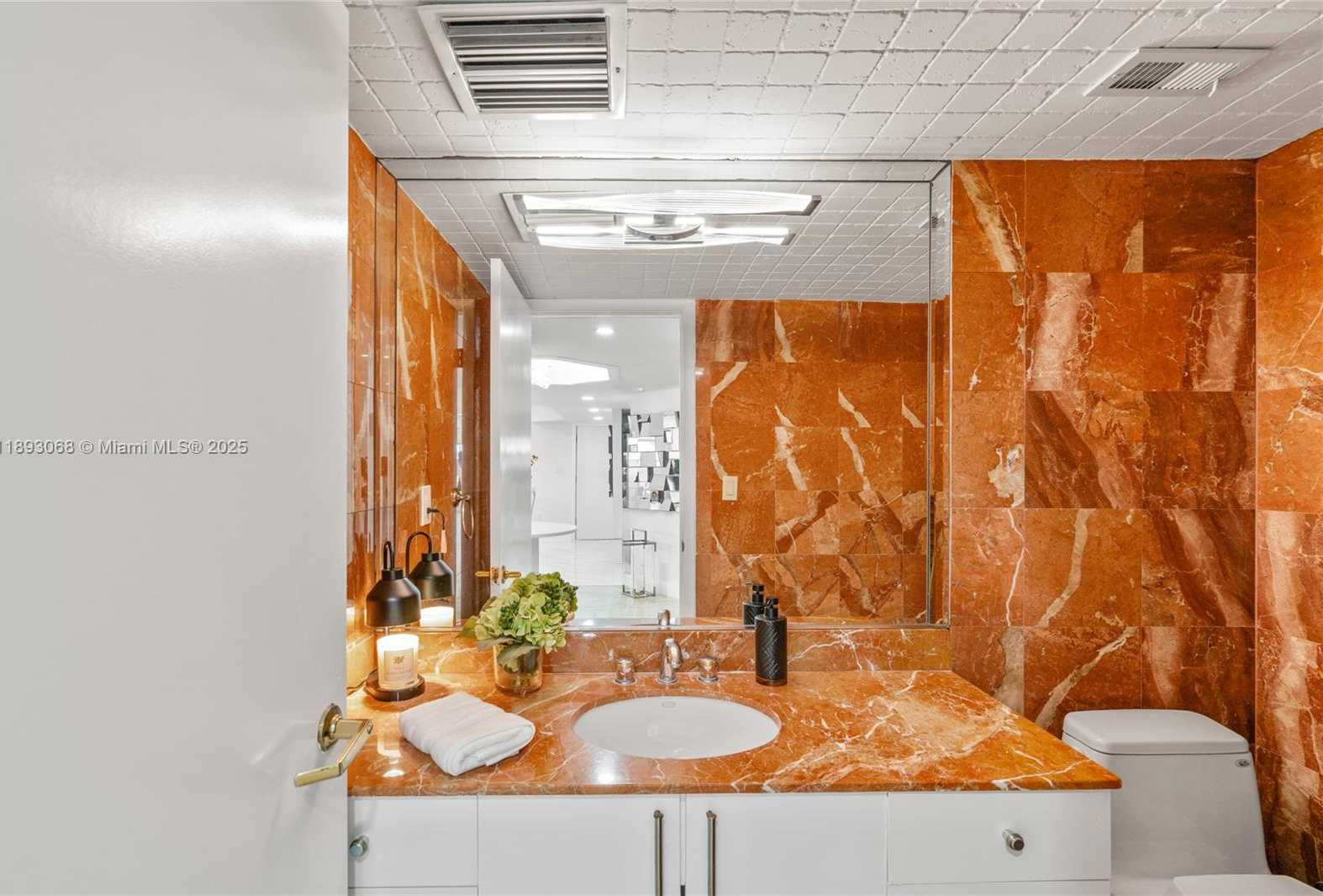 Small Image of 905 BRICKELL BAY DR #230, Miami Number 28