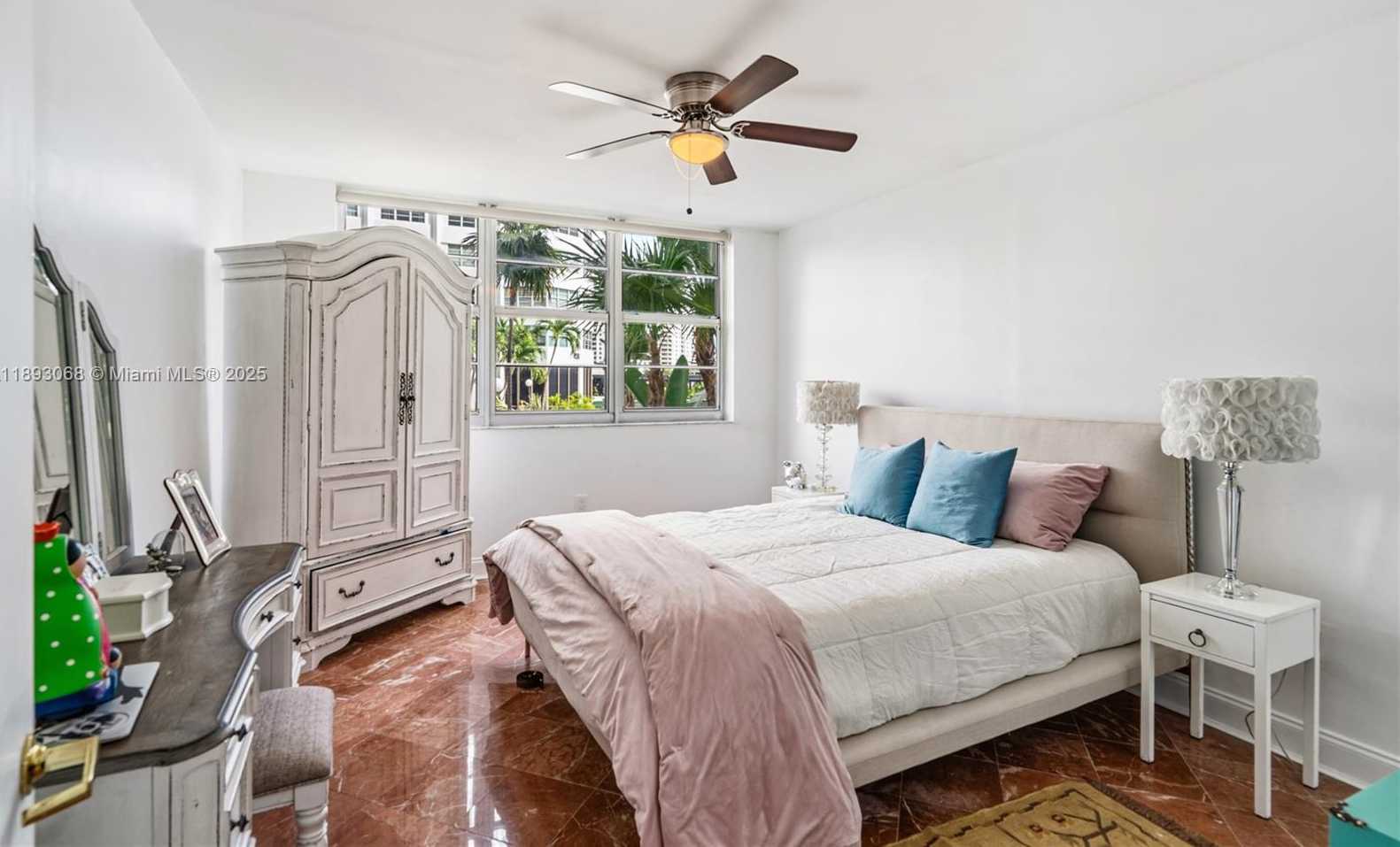 Small Image of 905 BRICKELL BAY DR #230, Miami Number 35