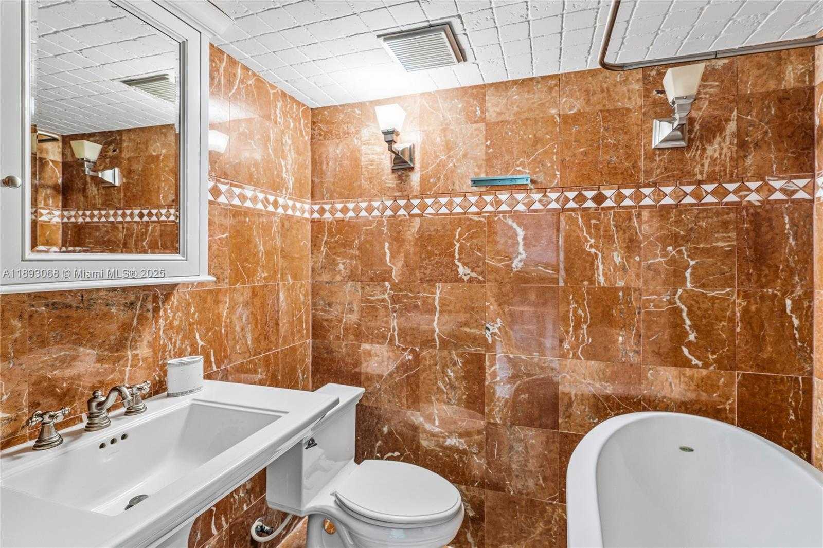 Small Image of 905 BRICKELL BAY DR #230, Miami Number 40