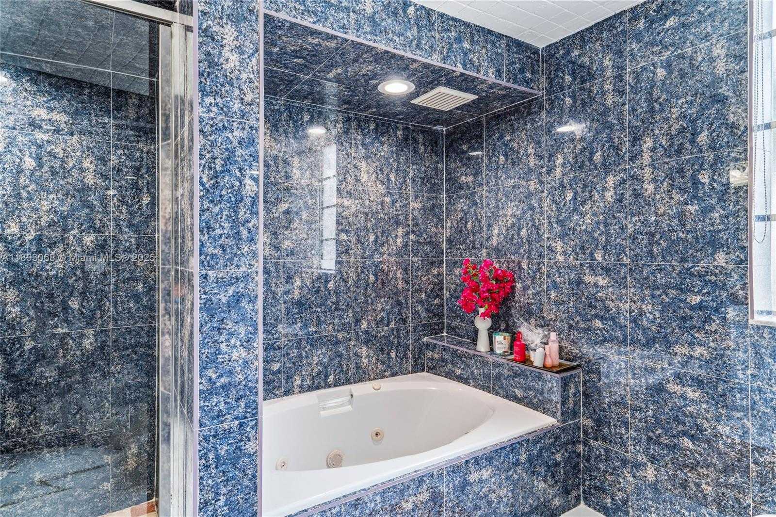 Small Image of 905 BRICKELL BAY DR #230, Miami Number 56