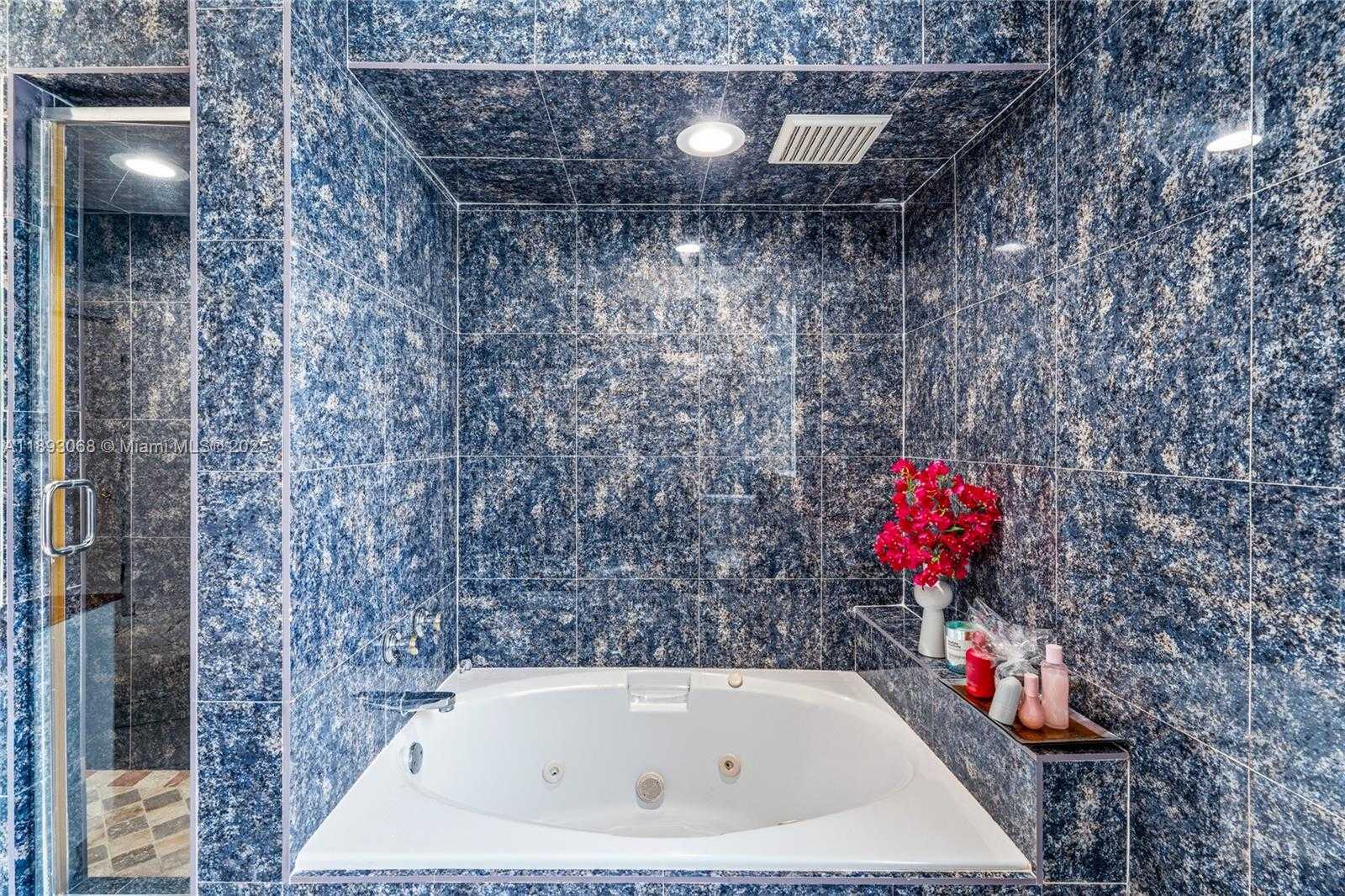 Small Image of 905 BRICKELL BAY DR #230, Miami Number 58