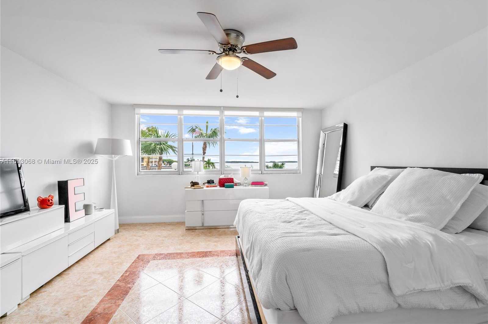 Small Image of 905 BRICKELL BAY DR #230, Miami Number 63