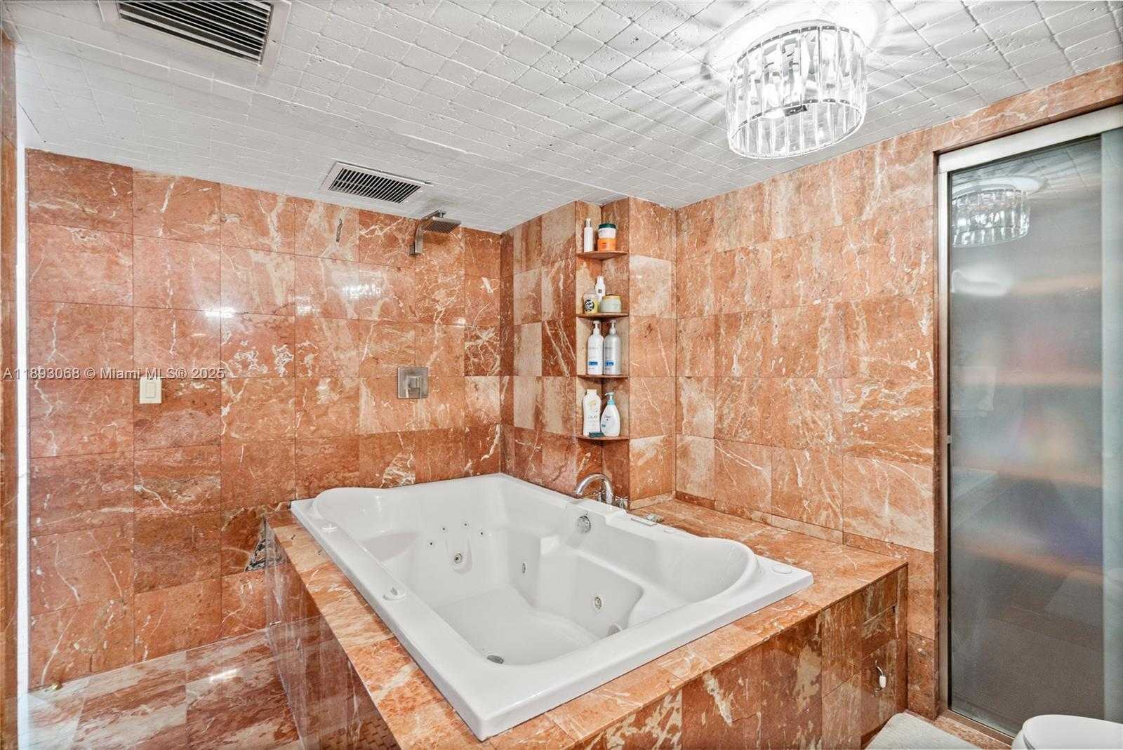 Small Image of 905 BRICKELL BAY DR #230, Miami Number 75
