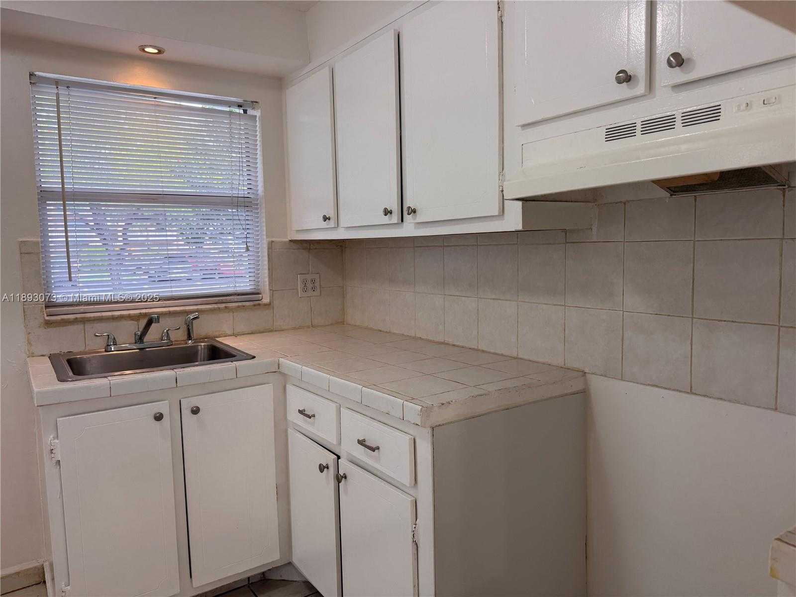 Small Image of 2741 NORTH PINE ISLAND RD #106, Sunrise Number 15