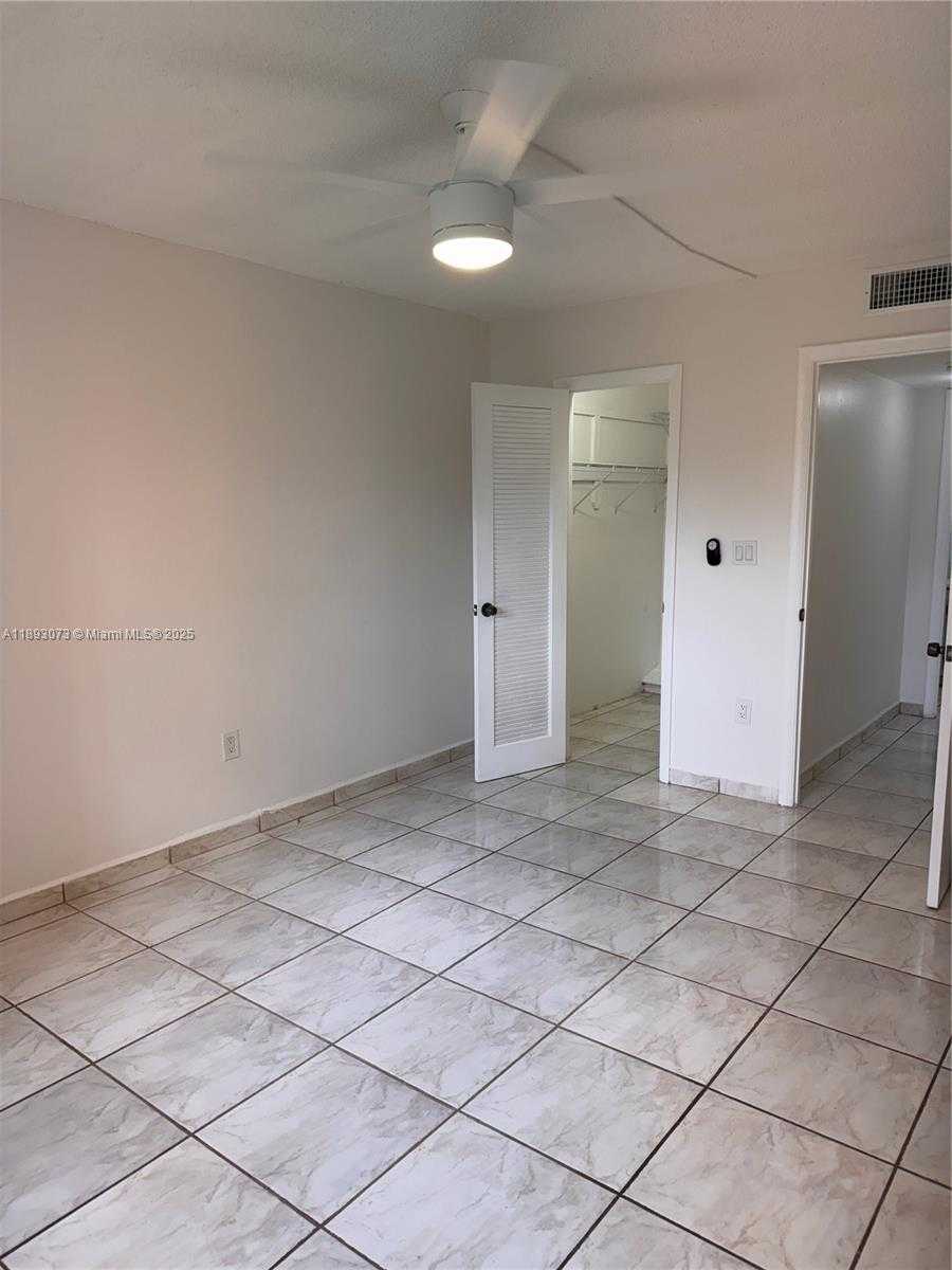 Small Image of 2741 NORTH PINE ISLAND RD #106, Sunrise Number 3